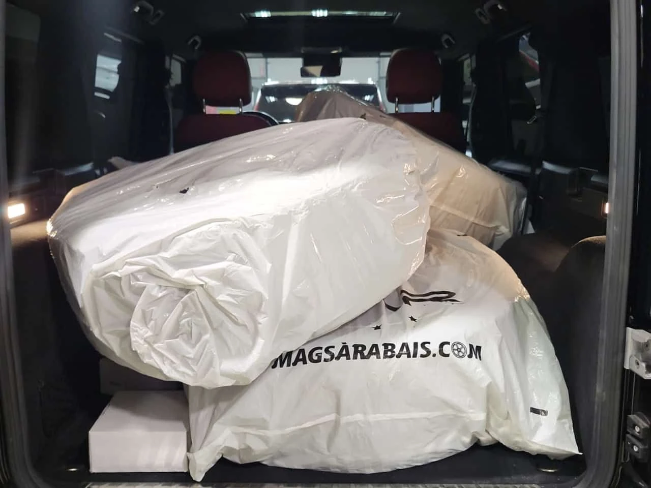 Mercedes-Benz G * AMG 63 * ЧЕРВЕН САЛОН * , снимка 14 - Автомобили и джипове - 54030361