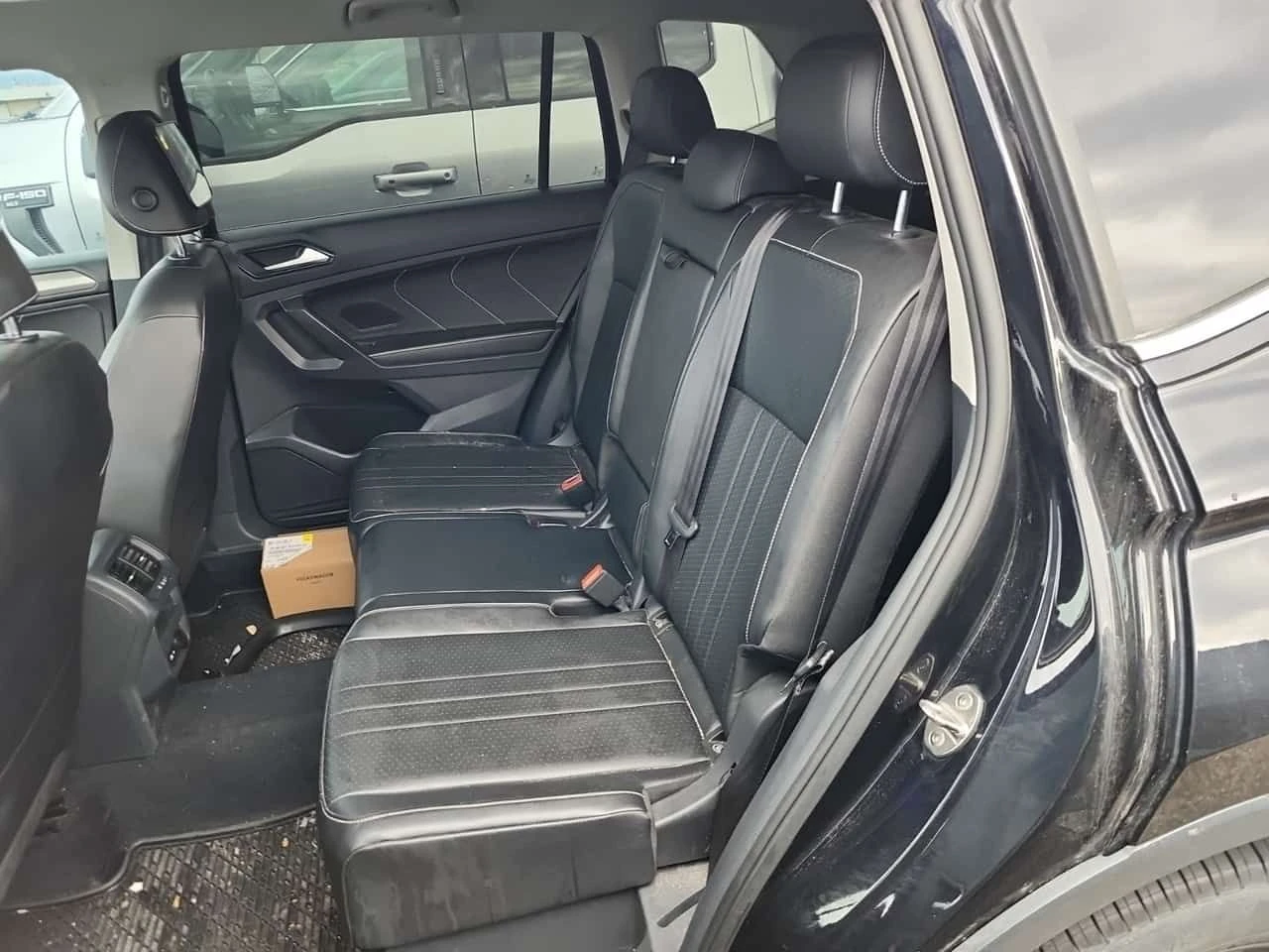 VW Tiguan * COMFORTLINE * 4 MOTION* DIGITAL* ПОДГРЕВ* , снимка 11 - Автомобили и джипове - 54229048