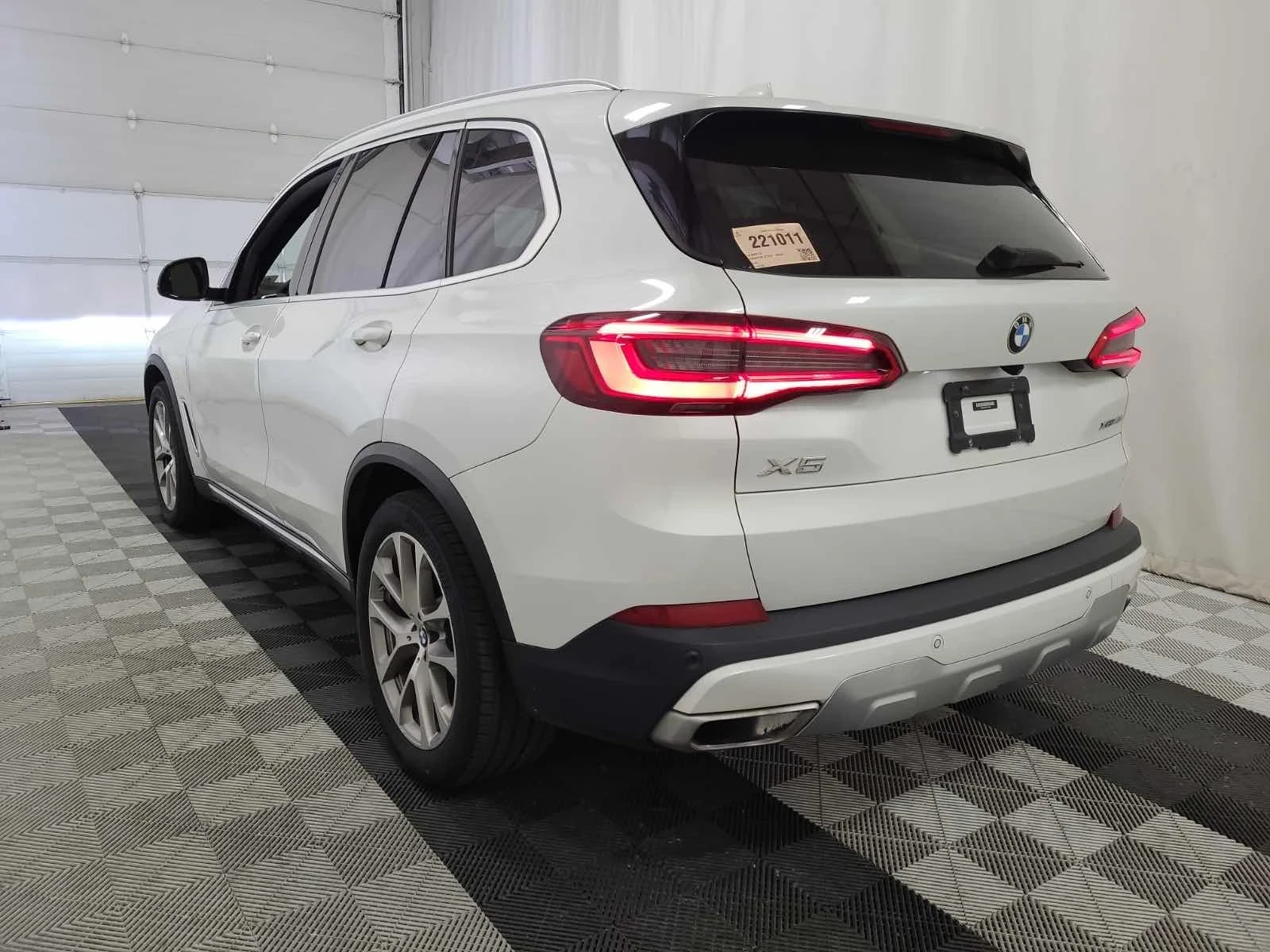 BMW X5 xDrive40i * ������� * �������� * CARFAX | Mobile.bg � ����������� 2
