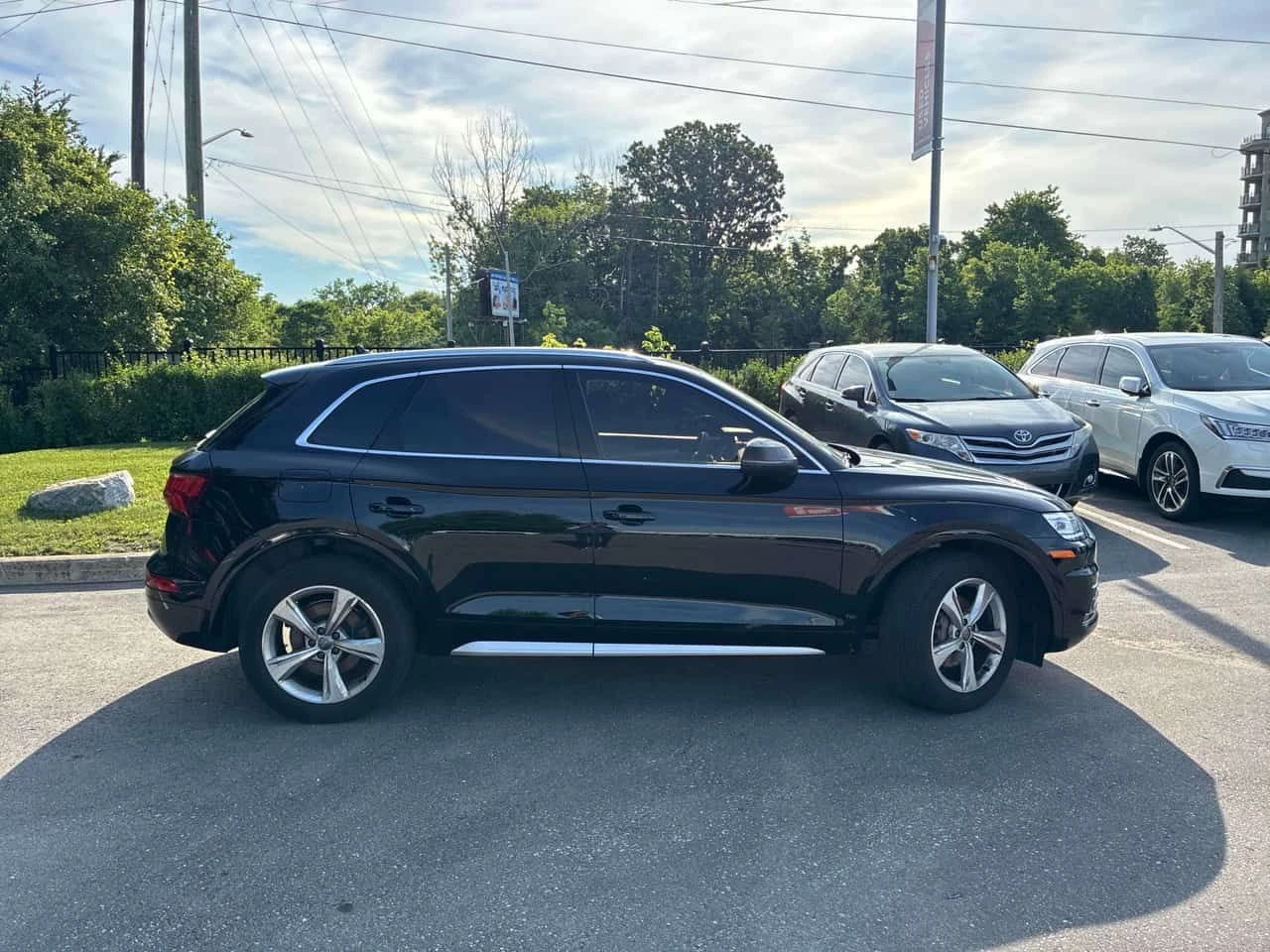 Audi Q5 * Progressiv * CARFAX * ОТ ПРЕДСТАВИТЕЛСТВО, снимка 3 - Автомобили и джипове - 54939302