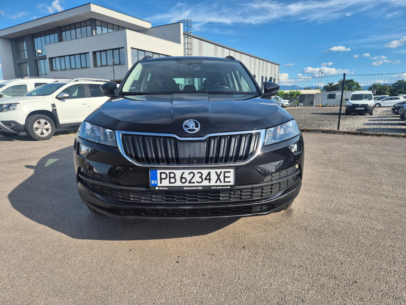 Skoda Karoq С-Гаранция-2.0-A/T, снимка 8 - Автомобили и джипове - 54982435