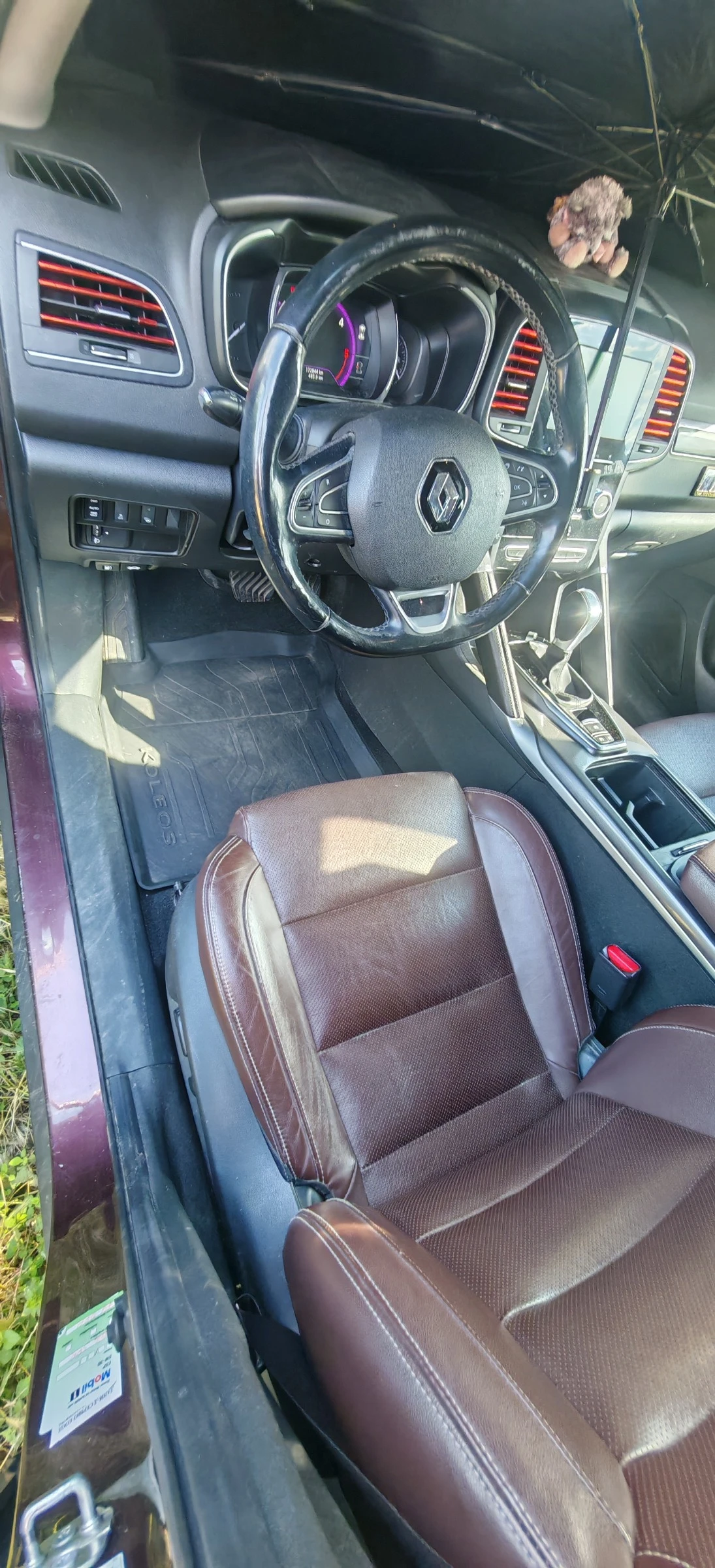 Renault Koleos, снимка 8 - Автомобили и джипове - 55425296