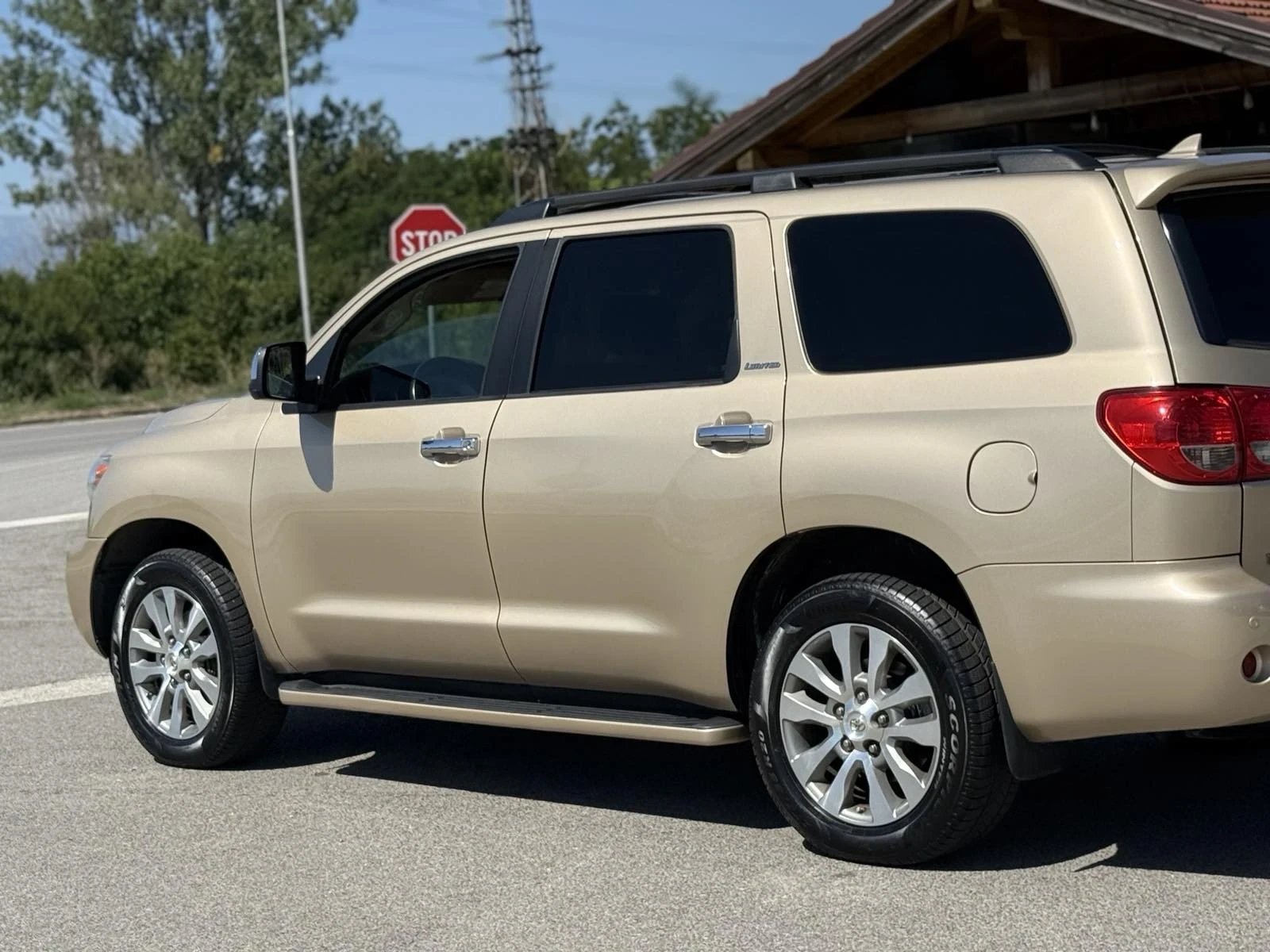 Toyota Sequoia 5.7, снимка 6 - Автомобили и джипове - 55480854