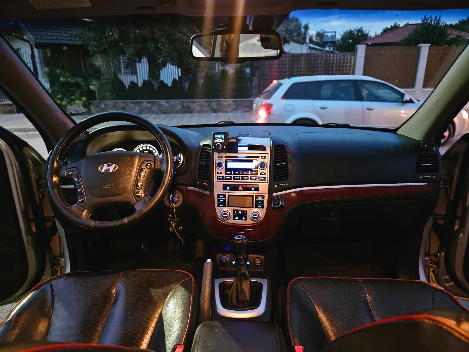 Hyundai Santa fe 2.7i, снимка 14 - Автомобили и джипове - 55775821