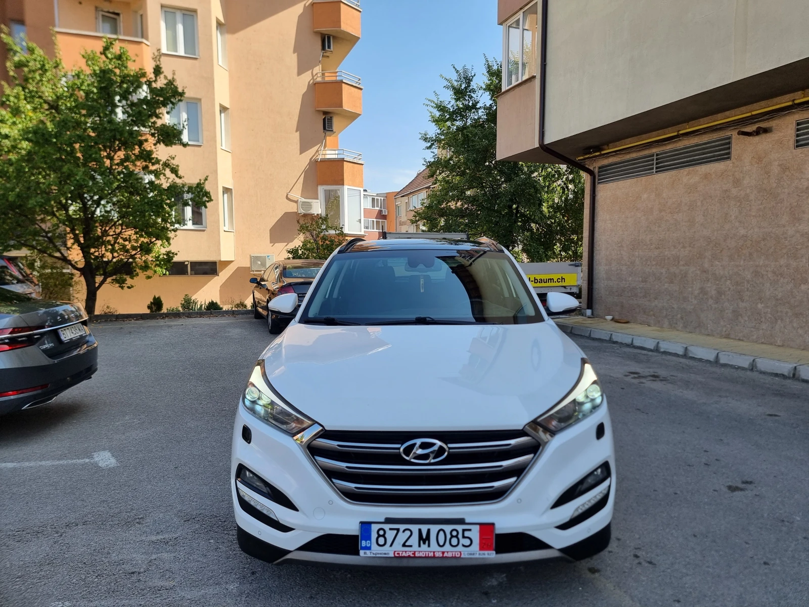 Hyundai Tucson 1.7CRDI* 141* AVTOMAT * KAMERA* NAVI* , снимка 3 - Автомобили и джипове - 55885137