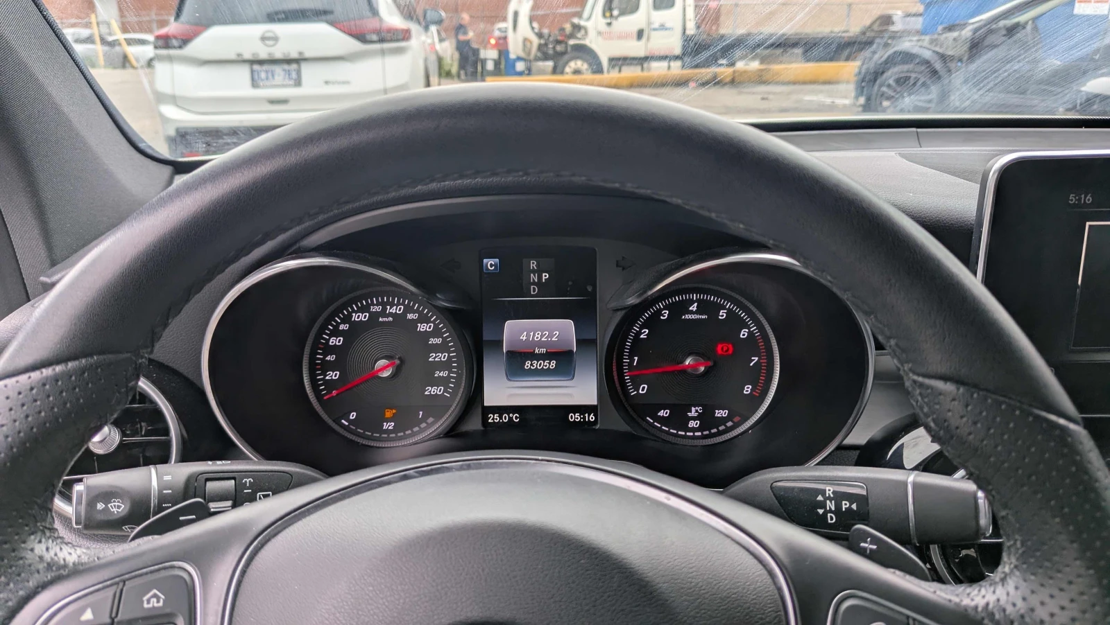 Mercedes-Benz GLC 300 * CARFAX * ОПЦИЯ ЗА ФИНАНСИРАНЕ * , снимка 7 - Автомобили и джипове - 55985488