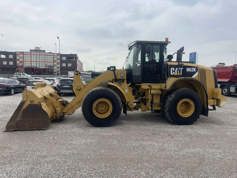 Челен товарач Cat Caterpillar 962K, снимка 4 - Индустриална техника - 45825107