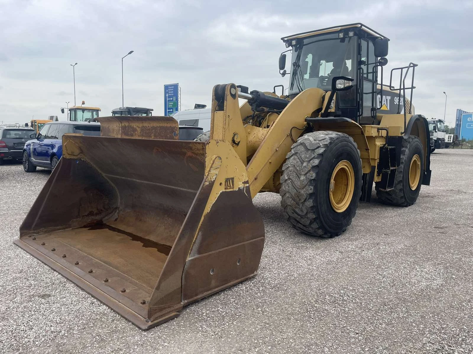 Челен товарач Cat Caterpillar 962K - изображение 3