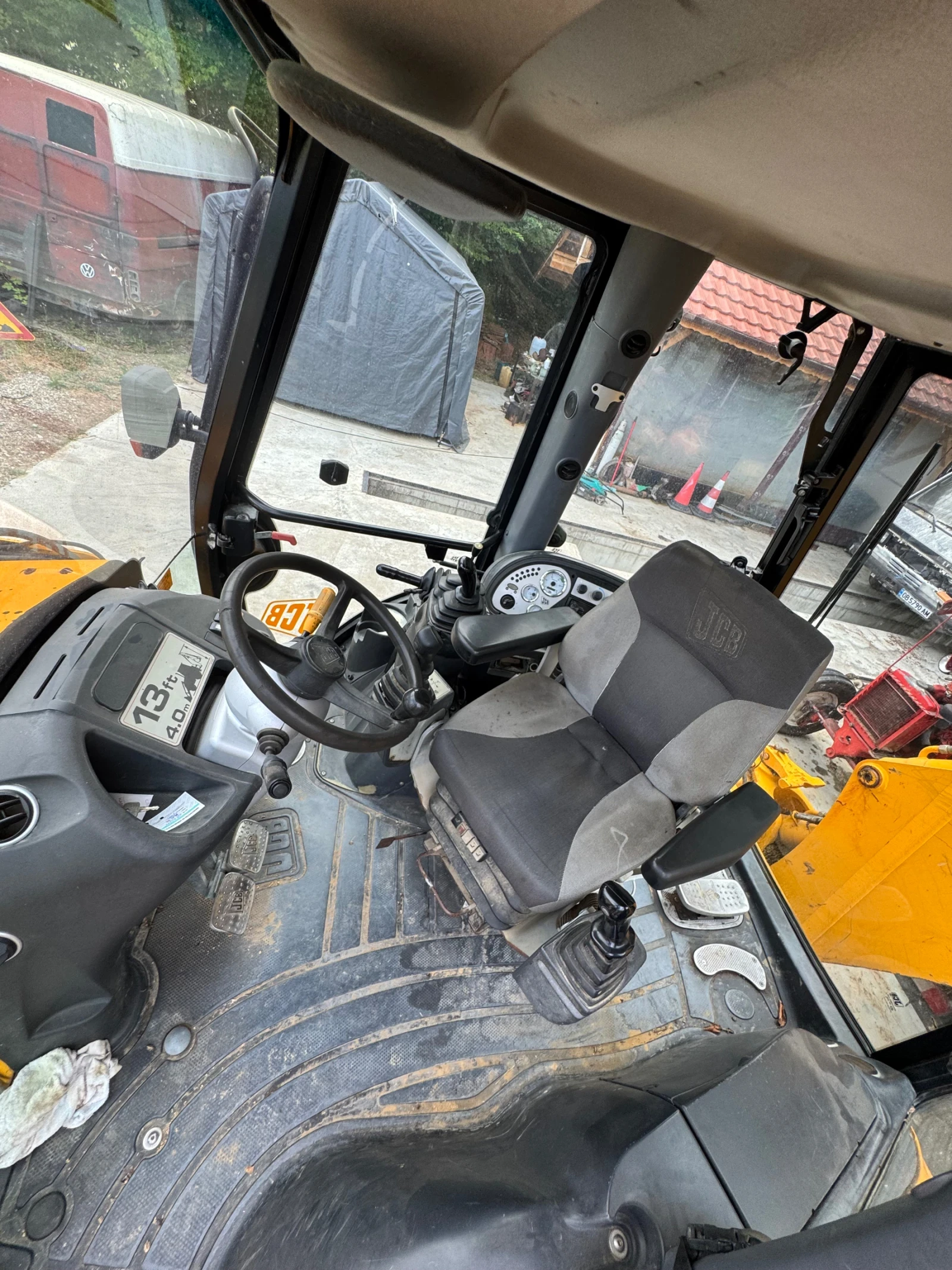 Багер JCB 4CX - изображение 4