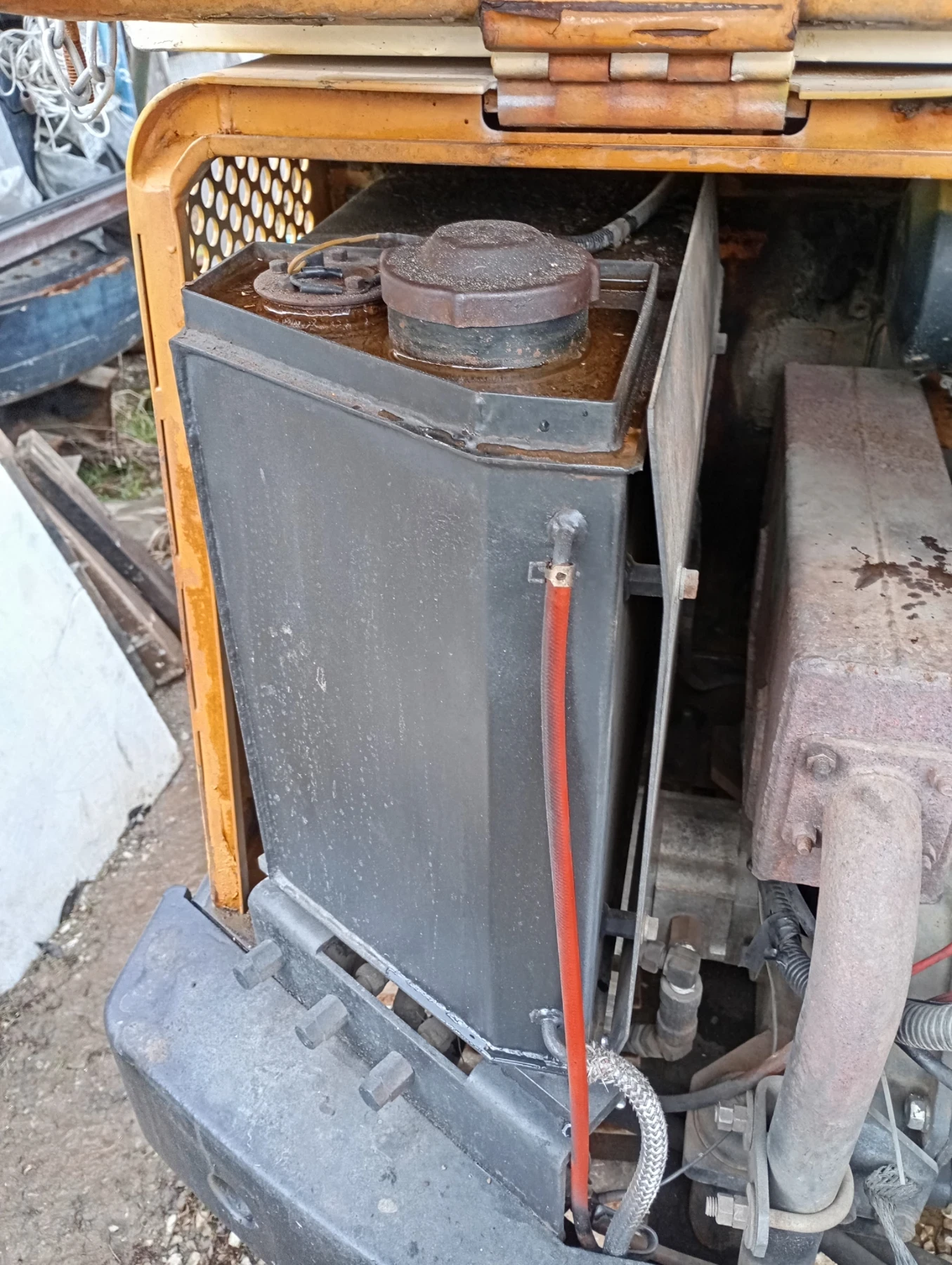 ����� Hanix | Mobile.bg � ����������� 13