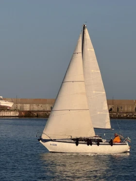 Ветроходна лодка Comar comet 701, снимка 2