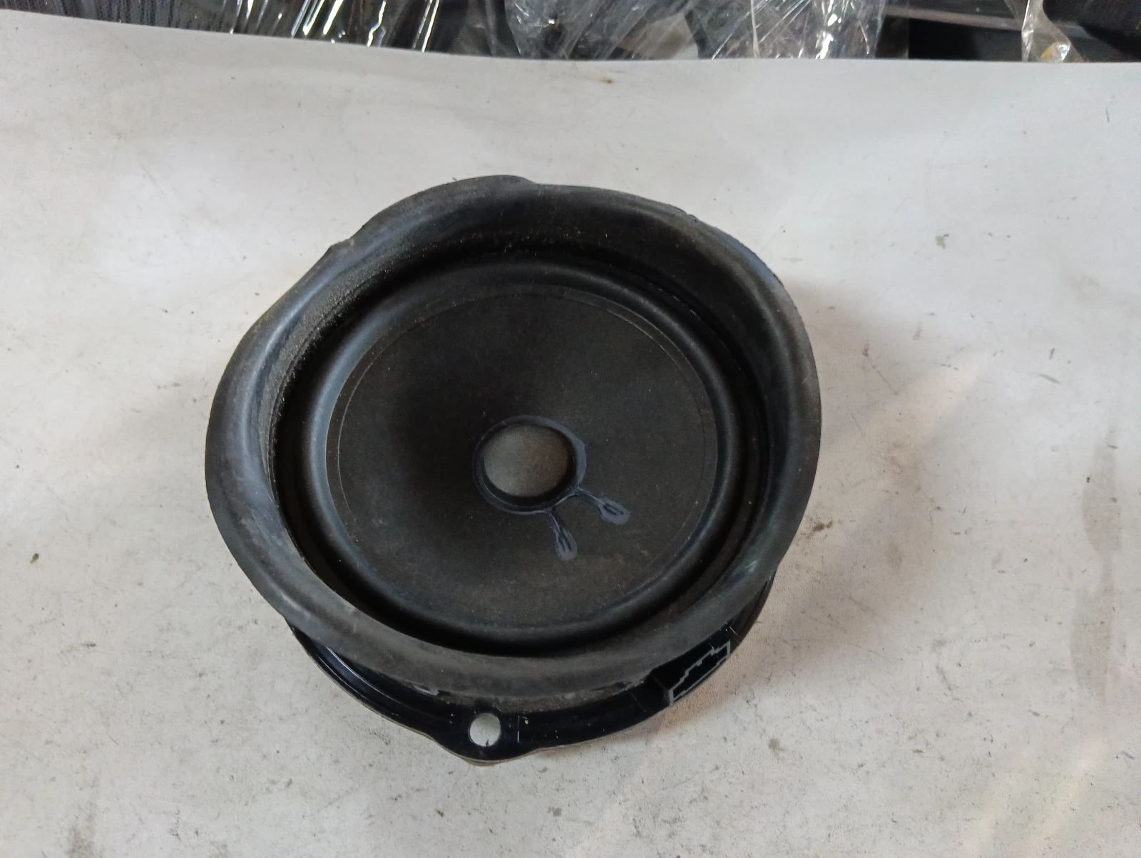 предна тонколона 5E0035411C Skoda Octavia