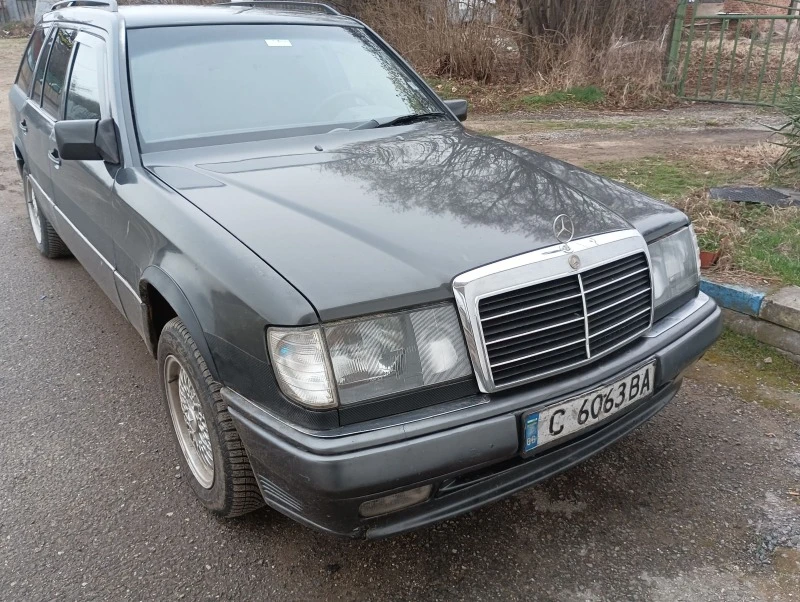 Mercedes-Benz 124 300 D, снимка 2 - Автомобили и джипове - 42515969