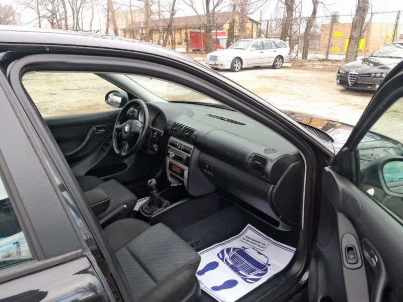 Seat Leon 1.6  16V !!!!Климатроник!!! , снимка 3 - Автомобили и джипове - 43516432