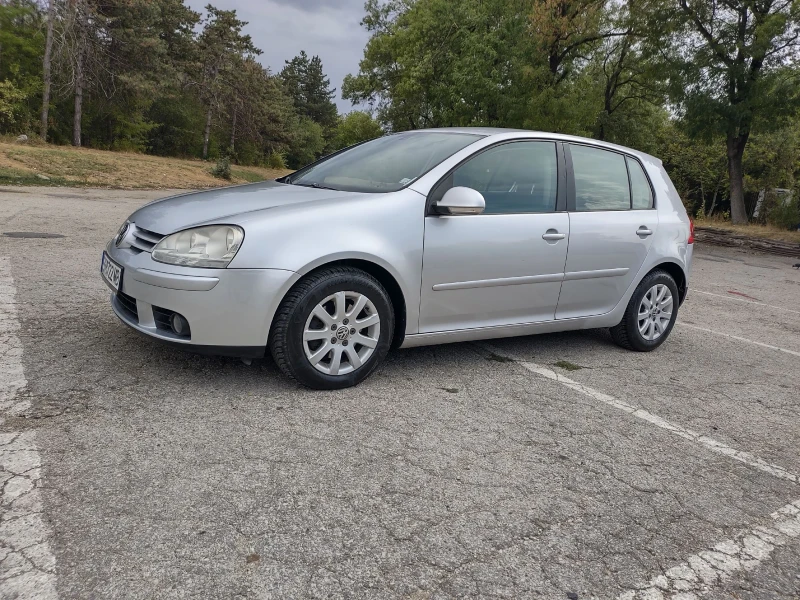 VW Golf Сервизна история в БГ! TSI 140к.с., снимка 1 - Автомобили и джипове - 46976118