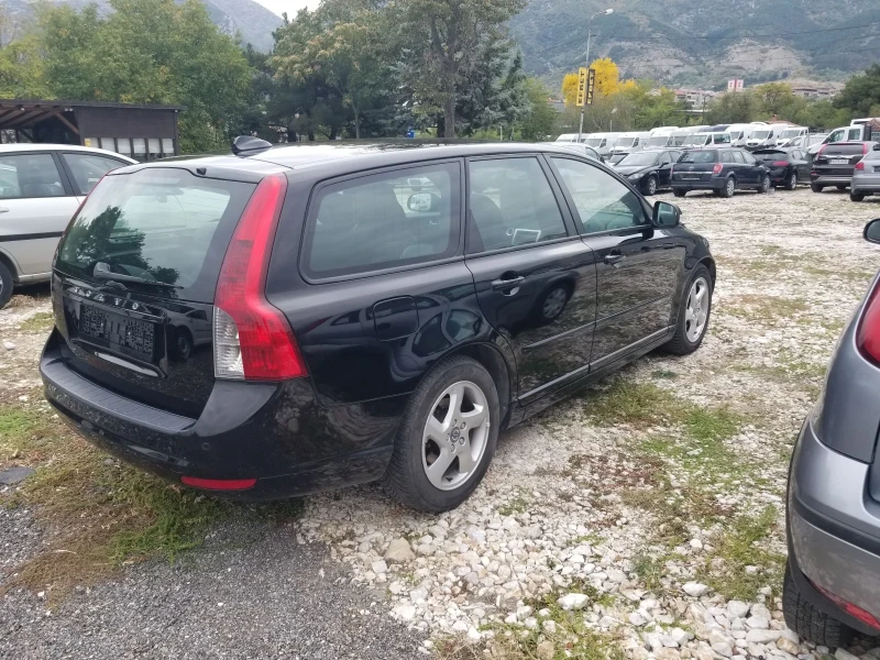 Volvo V50 1.6 HDI, снимка 4 - Автомобили и джипове - 52054629