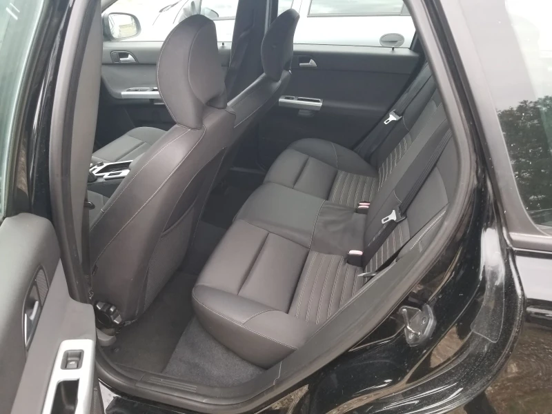Volvo V50 1.6 HDI, снимка 8 - Автомобили и джипове - 52054629