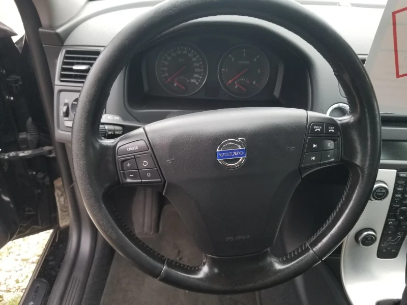 Volvo V50 1.6 HDI, снимка 6 - Автомобили и джипове - 52054629