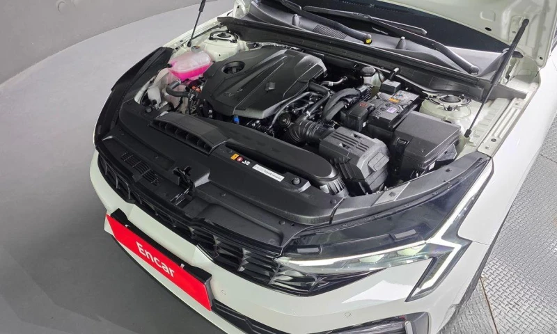 Kia K5 2.0 Smart Selection * НАЙ-ДОБРА ЦЕНА В БЪЛГАРИЯ* , снимка 6 - Автомобили и джипове - 52357614