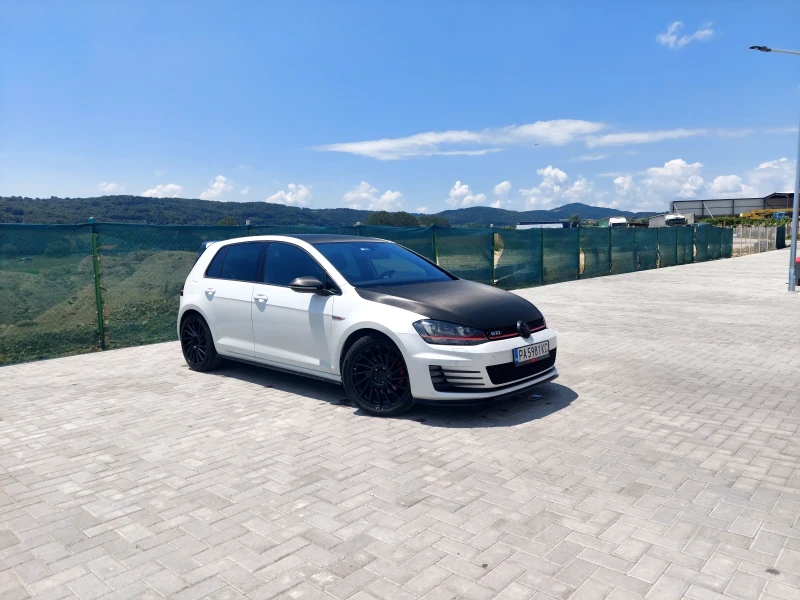 VW Golf GTI, снимка 2 - Автомобили и джипове - 52508256