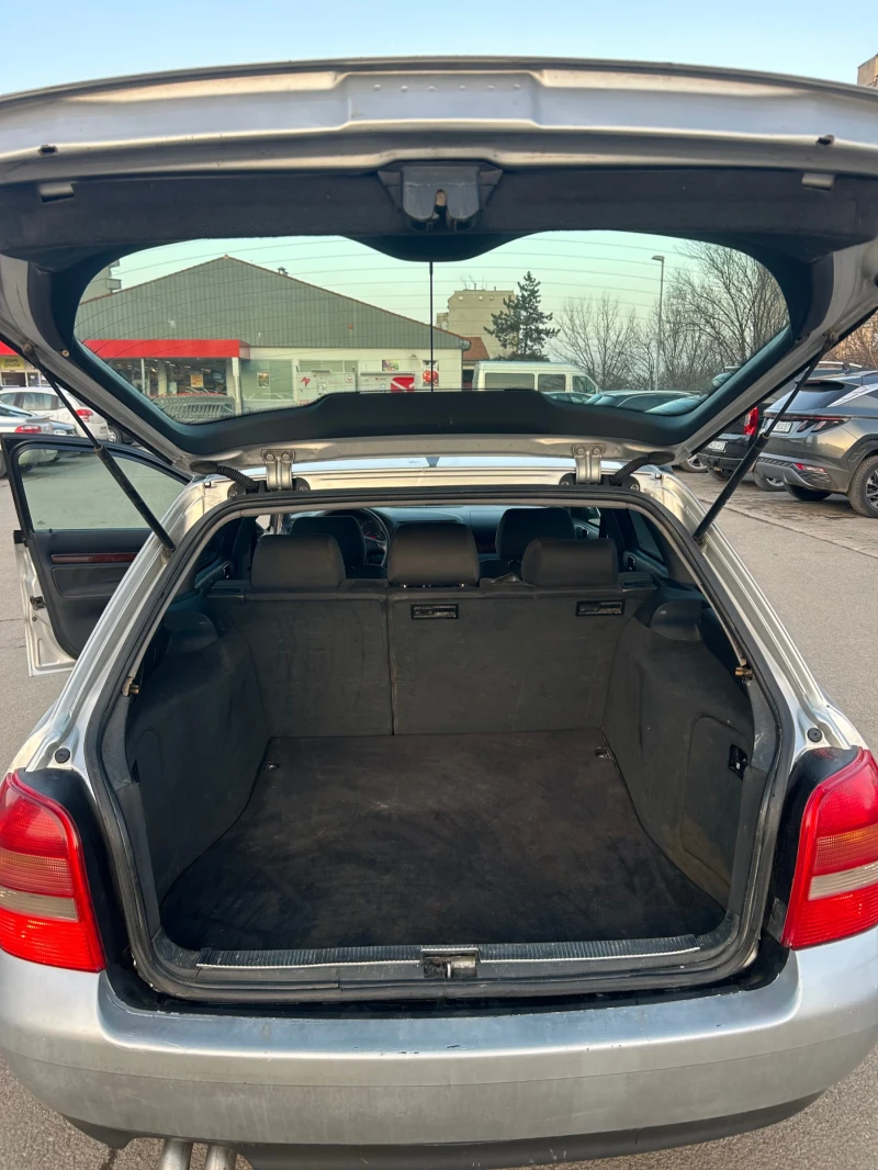 Audi A4 1.9 TDI+ + + , снимка 12 - Автомобили и джипове - 53150361