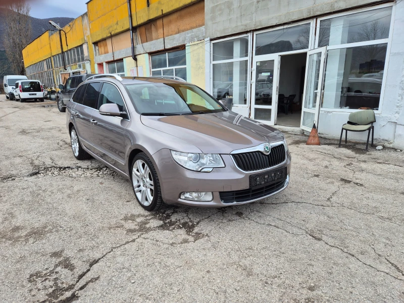 Skoda Superb 2.0 TDI FULL ITALY, снимка 3 - Автомобили и джипове - 53262971