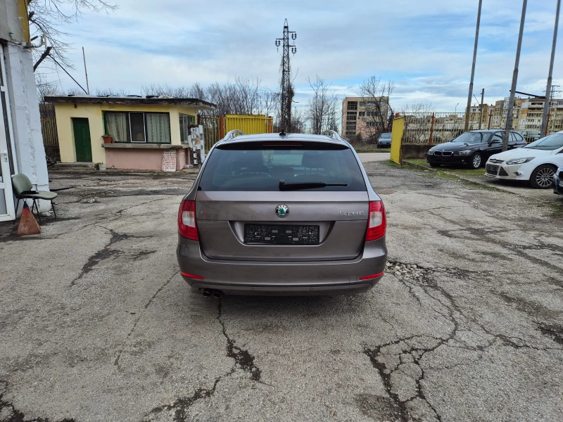 Skoda Superb 2.0 TDI FULL ITALY, снимка 6 - Автомобили и джипове - 53262971