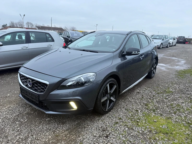 Volvo V40 Cross Country 2.0i CH 4x4 AUTOMAT