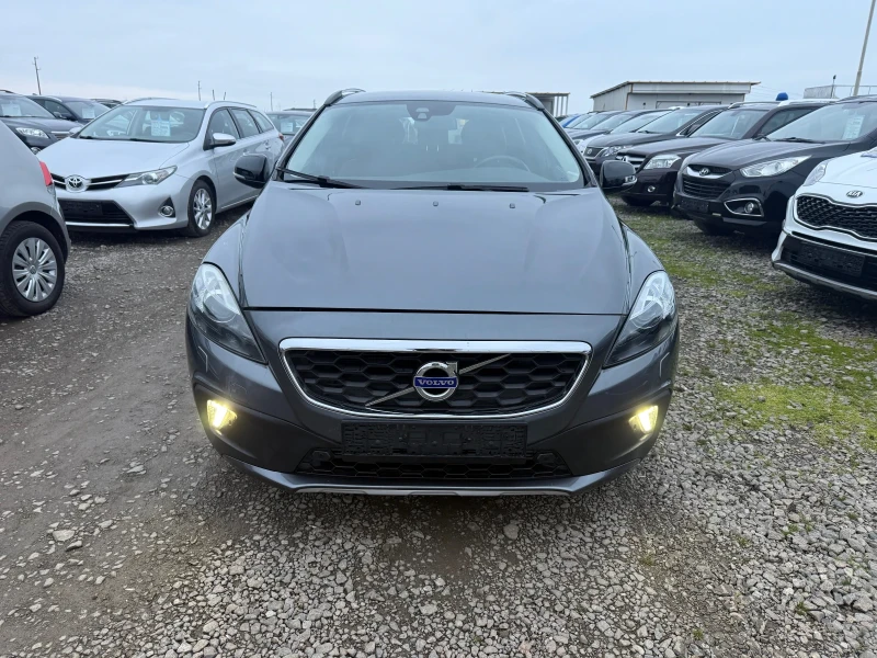 Volvo V40 Cross Country 2.0i CH 4x4 AUTOMAT, снимка 2 - Автомобили и джипове - 53300875