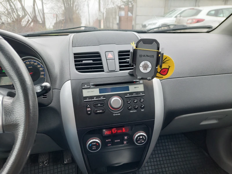 Suzuki SX4 1.6 VVT, снимка 9 - Автомобили и джипове - 53400191