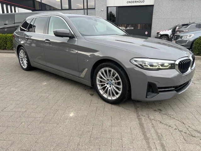 BMW 530E BMW 5 Series Touring 530e Business - изображение 3