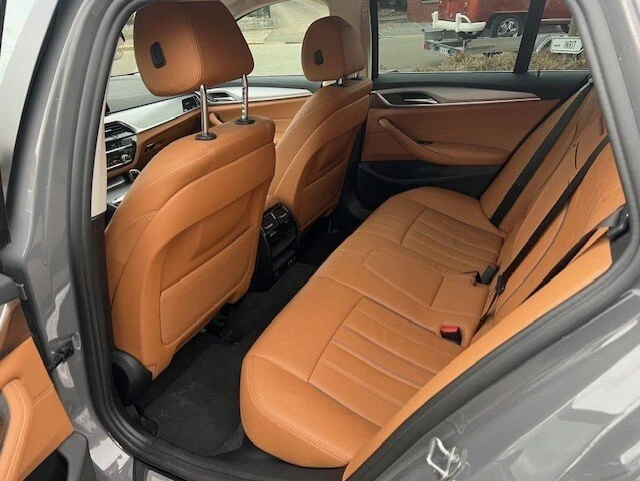 BMW 530E BMW 5 Series Touring 530e Business - изображение 5