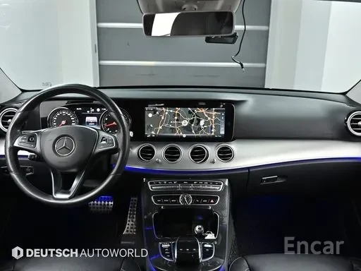 Mercedes-Benz E 200 Avantgarde, снимка 5 - Автомобили и джипове - 55076406