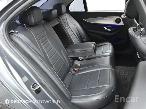 Mercedes-Benz E 200 Avantgarde, снимка 9 - Автомобили и джипове - 55076406