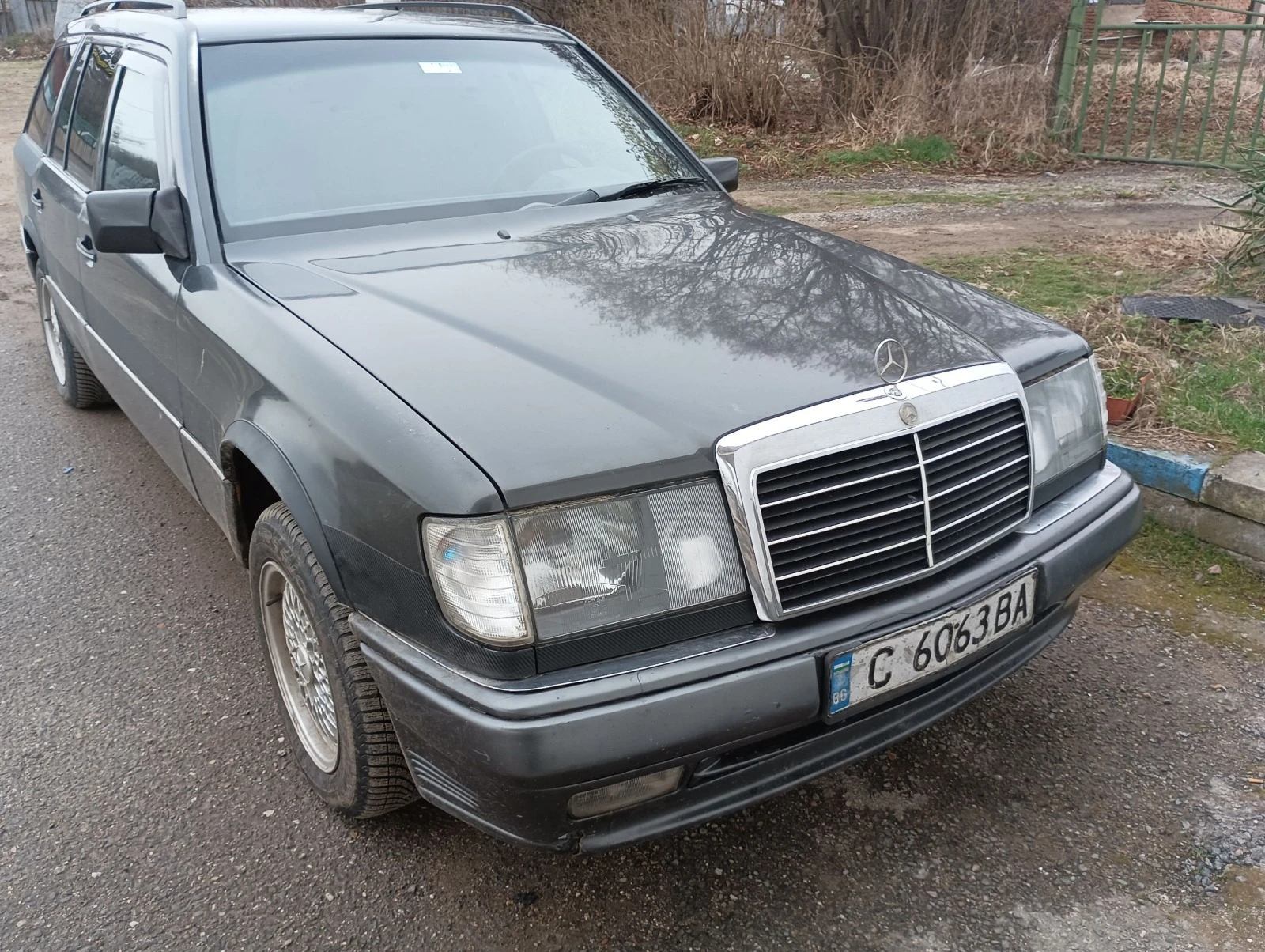 Mercedes-Benz 124 300 D - изображение 2