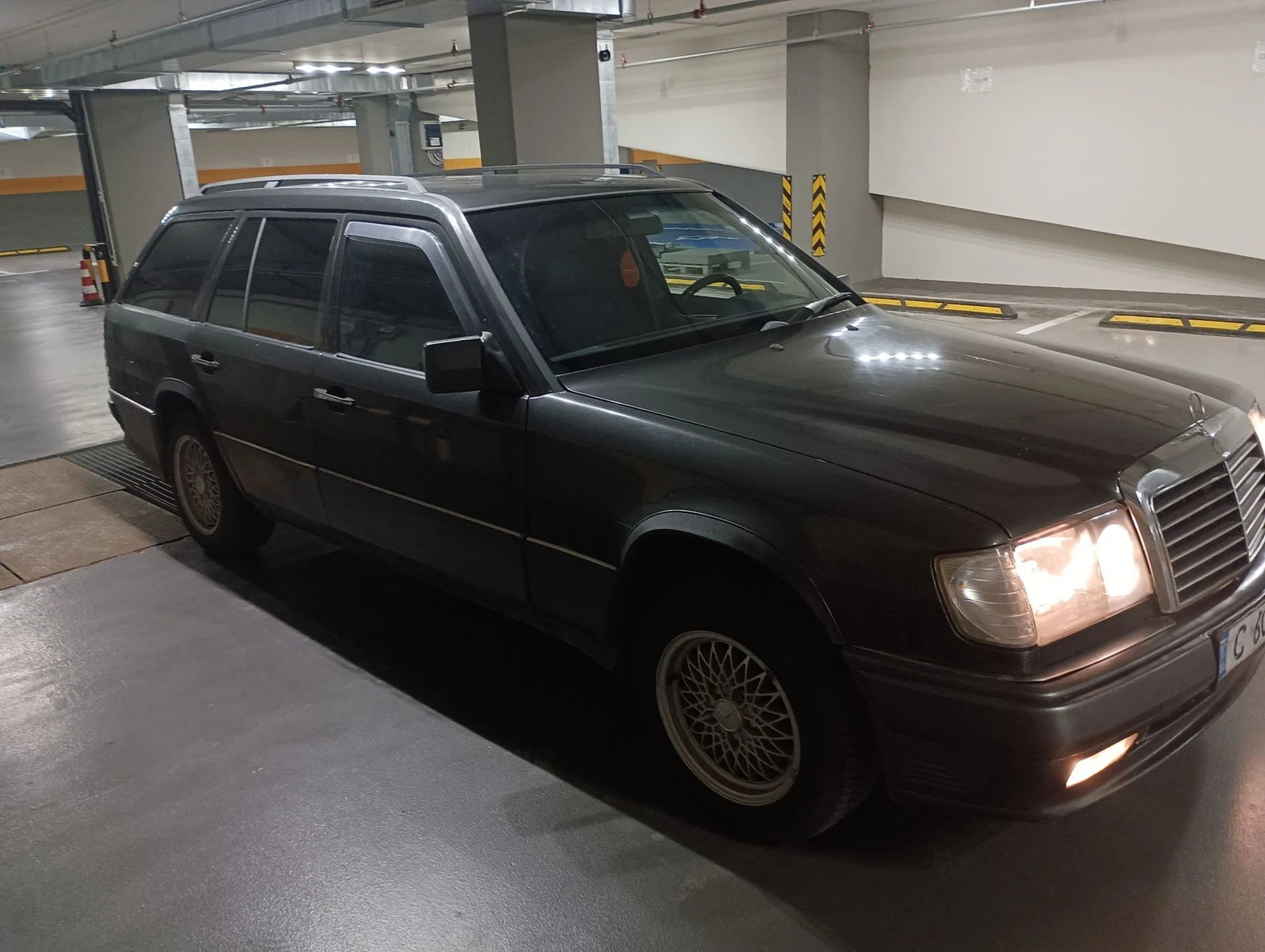 Mercedes-Benz 124 300 D - изображение 10