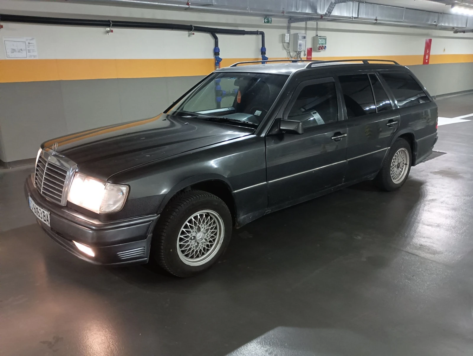 Mercedes-Benz 124 300 D - изображение 9