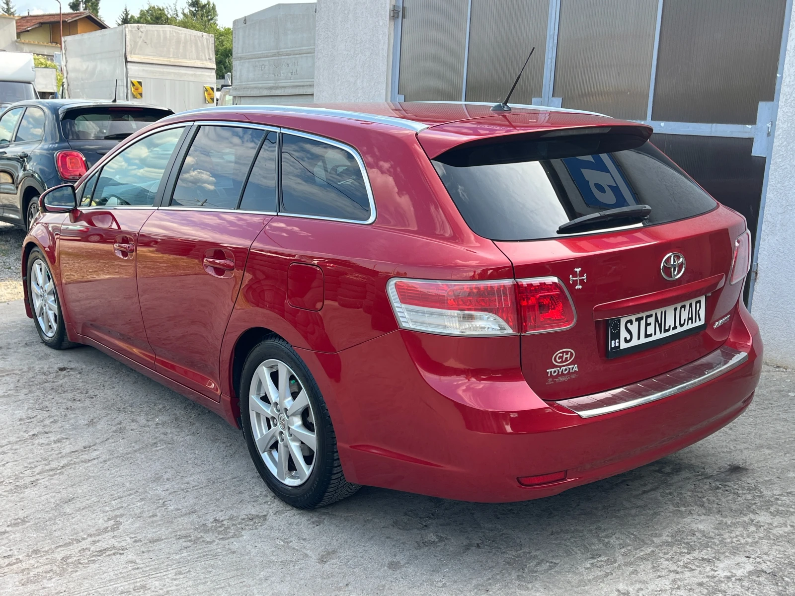 Toyota Avensis 2.2D-CAT TOYOTA MOTORSPORT EDITION - изображение 8