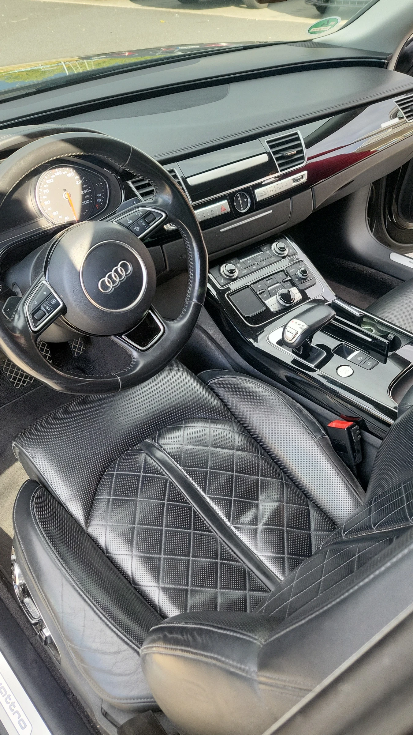 Audi A8  - изображение 3