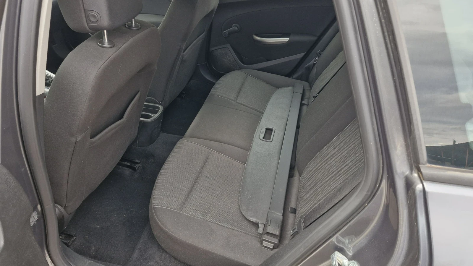 Opel Astra 1.7cdti 110k - изображение 10
