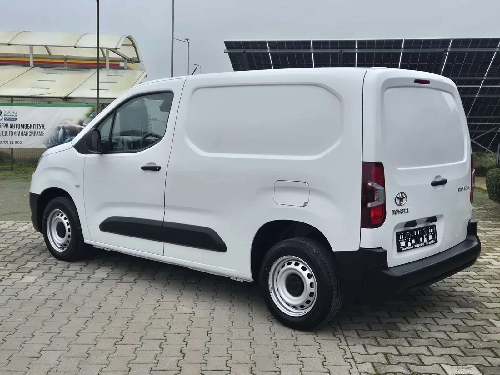 Toyota Proace City 1.5 диз. 76к.с. - изображение 10