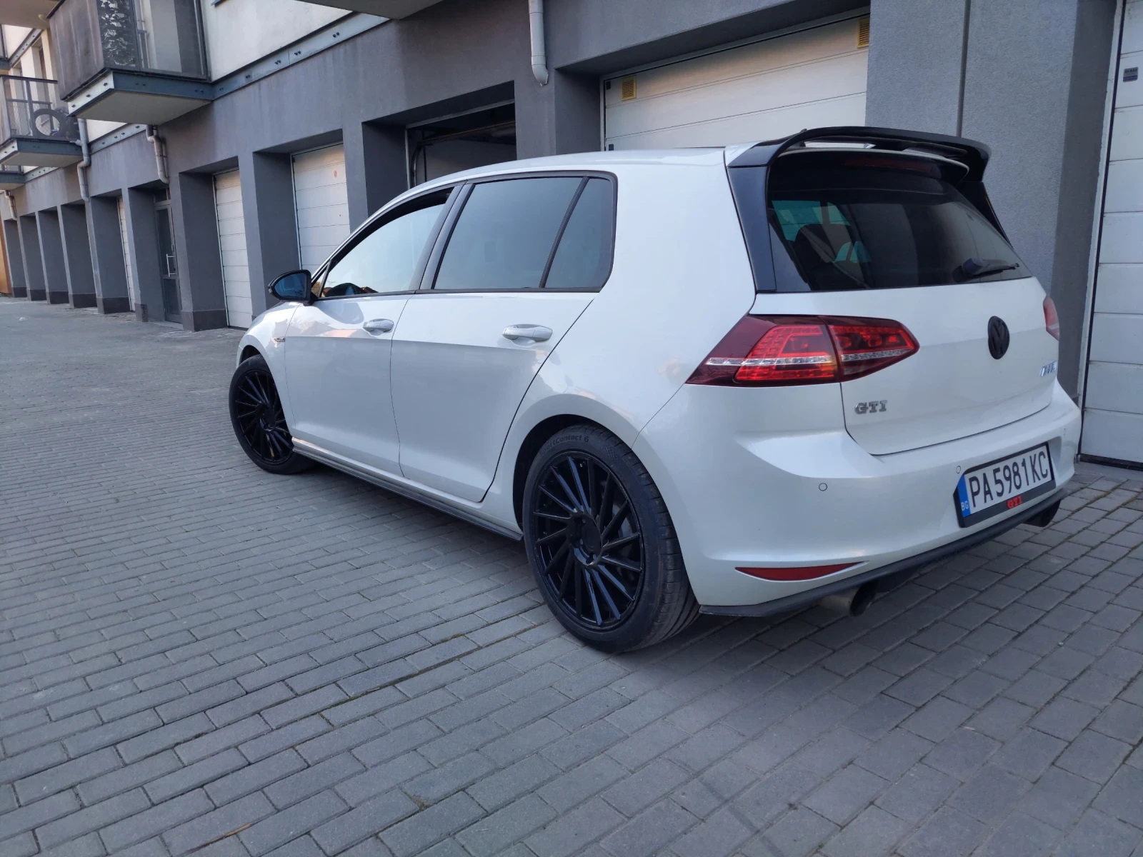 VW Golf GTI | Mobile.bg   1