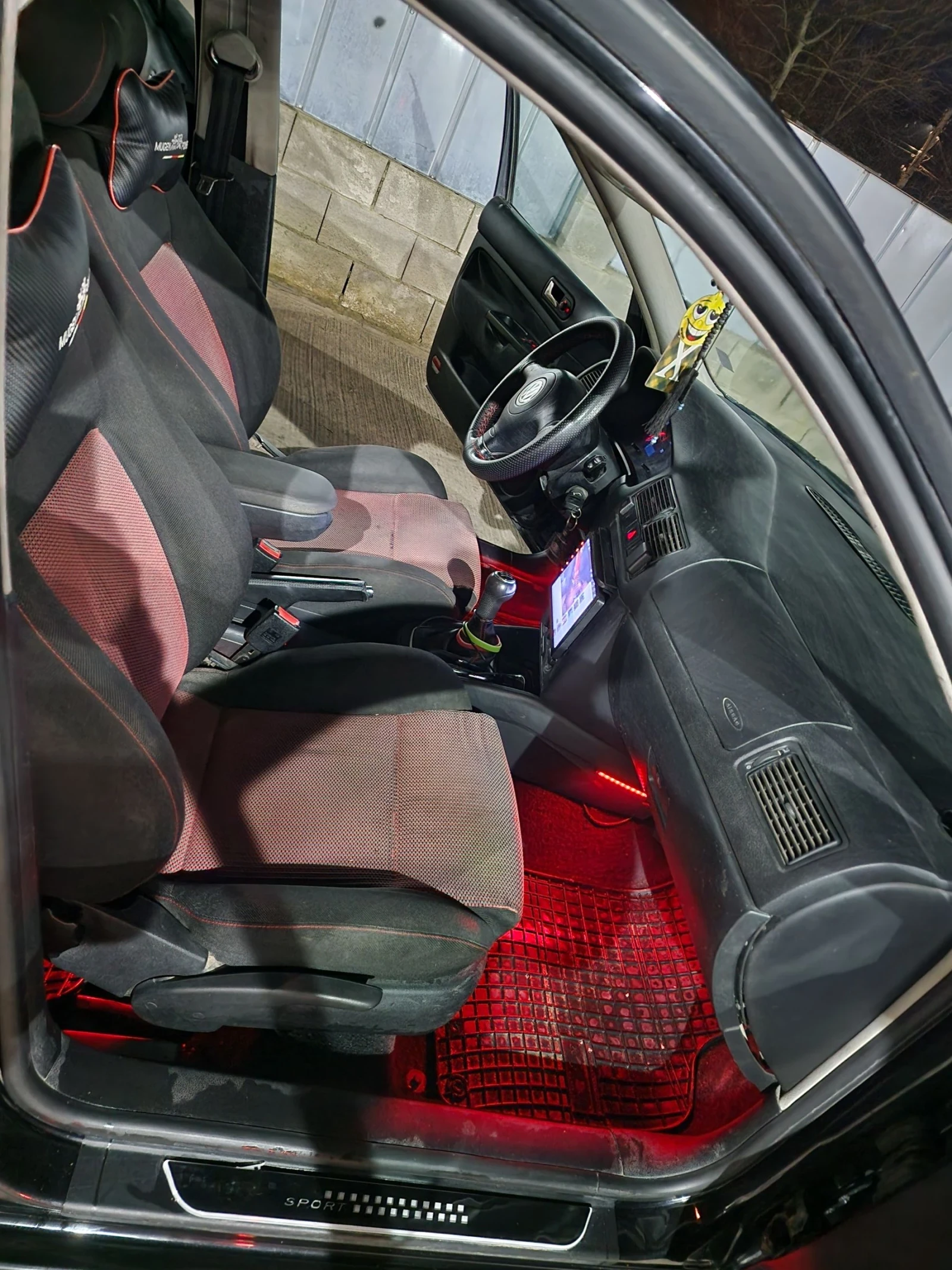 Zastava Miami | Mobile.bg � ����������� 11