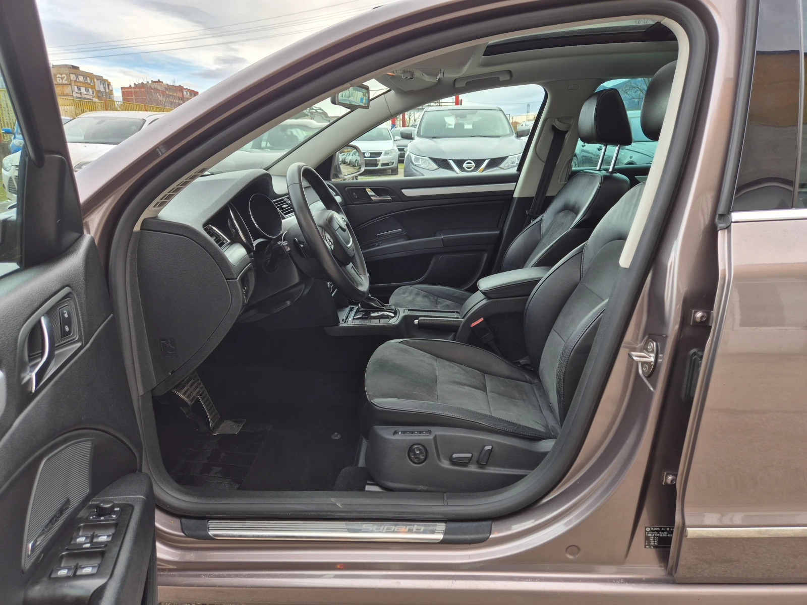Skoda Superb 2.0 TDI FULL ITALY | Mobile.bg � ����������� 14