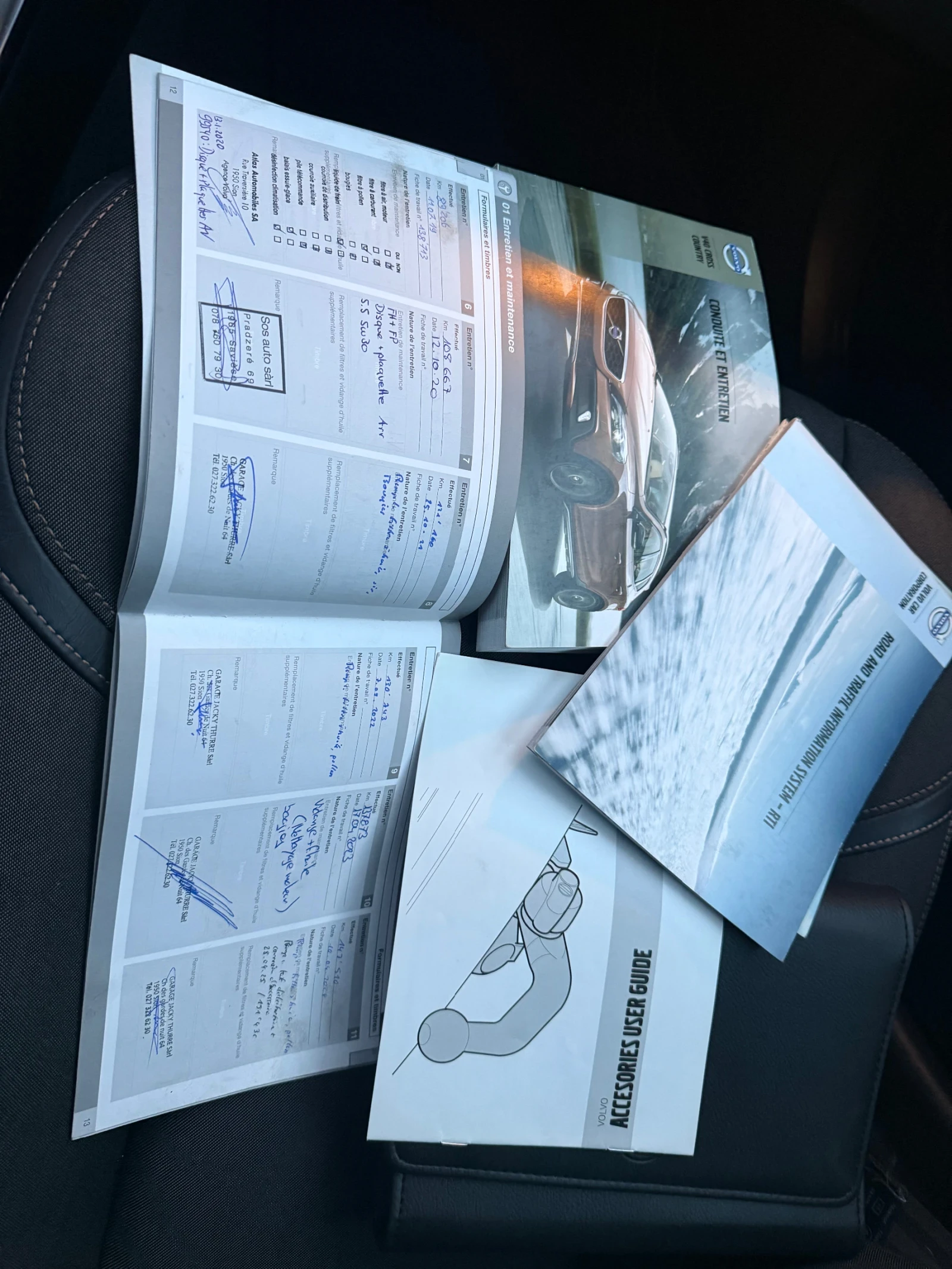 Volvo V40 Cross Country 2.0i CH 4x4 AUTOMAT | Mobile.bg � ����������� 15