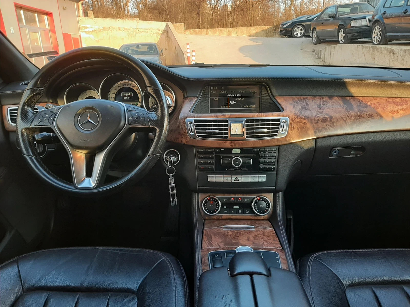 Mercedes-Benz CLS 350 CDI, снимка 11 - Автомобили и джипове - 53977536