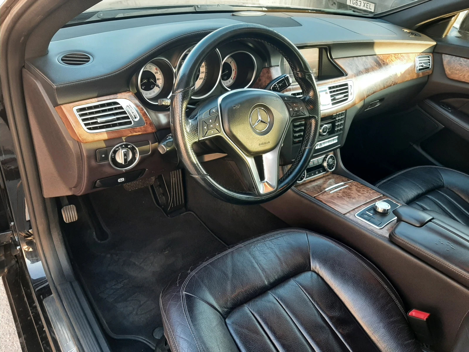 Mercedes-Benz CLS 350 CDI, снимка 9 - Автомобили и джипове - 53977536