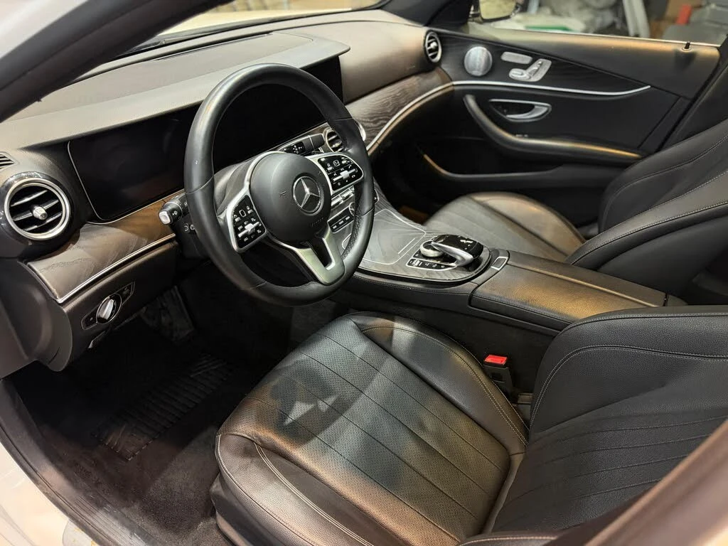 Mercedes-Benz E 300 4MATIC* АвтоКредит* (ЦЕНА ДО БГ), снимка 6 - Автомобили и джипове - 54056036