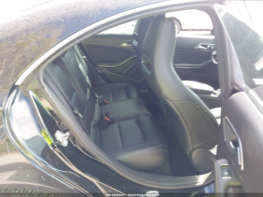 Mercedes-Benz CLA 250 2.0L I-4 DI, DOHC, VVT, TURBO, 208HP Front Wheel | Mobile.bg � ����������� 8