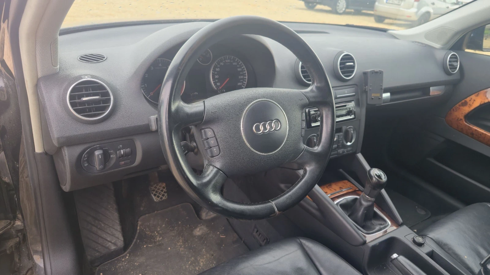 Audi A3 1.6 FSI, снимка 9 - Автомобили и джипове - 54371521